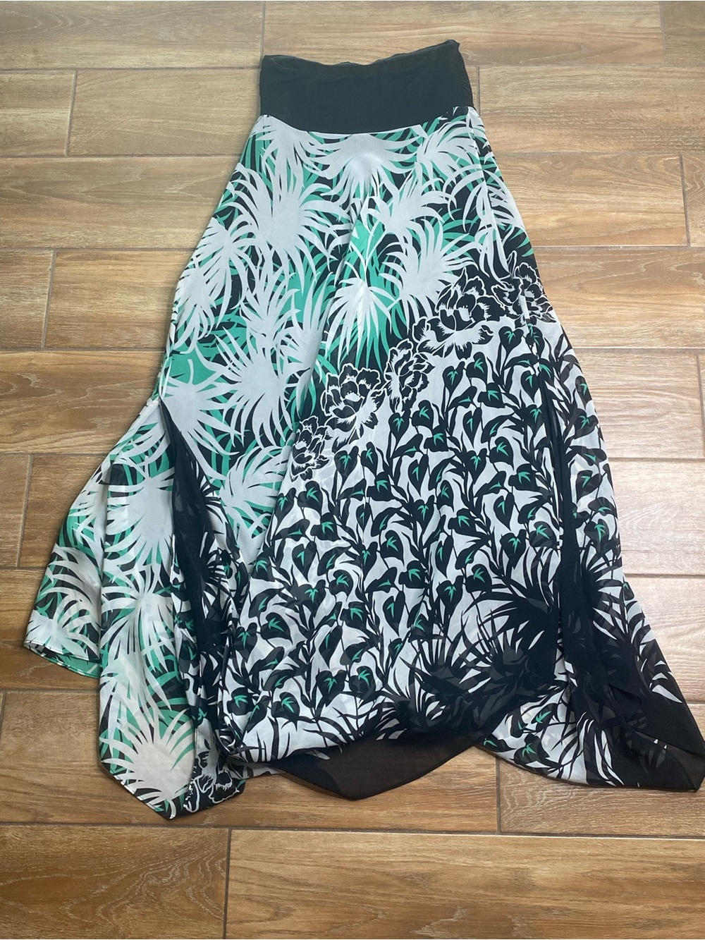 Nicole Miller Small Strapless Sundress - Picture 5 of 8